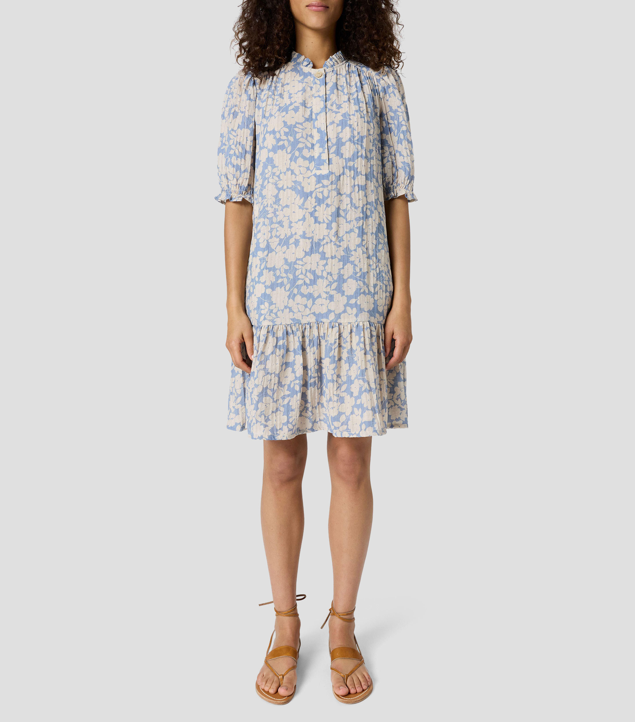 Vestido corto estampado Mujer